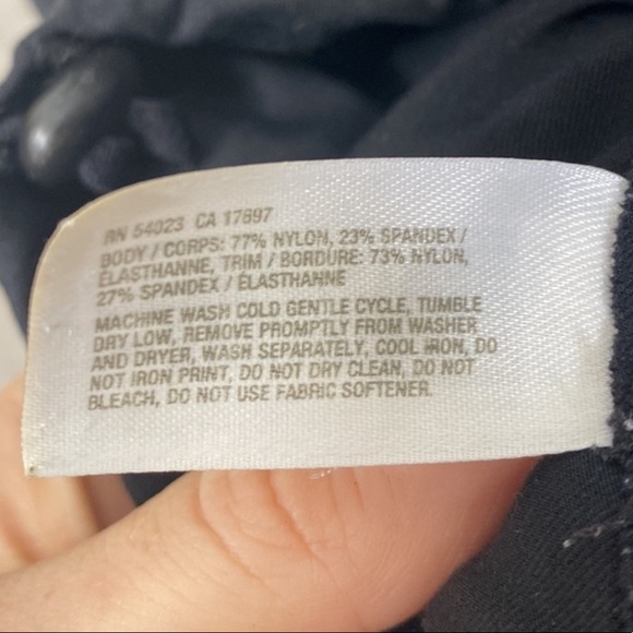 Gap Fit Tank with Built in Bra & Adjustable Straps Blue Size: Small - Picture 5 of 5